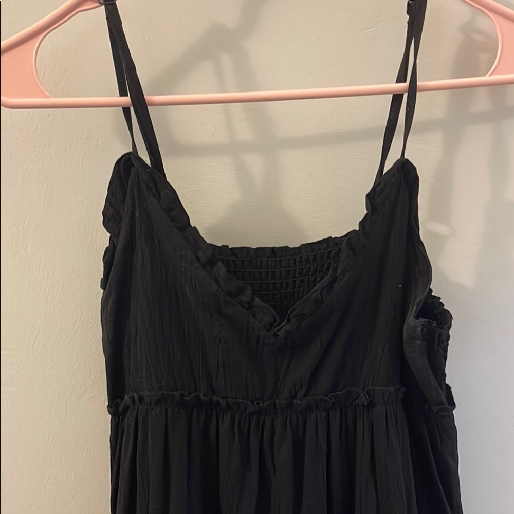 Chic Black Midi Dress - Picture 6 of 8